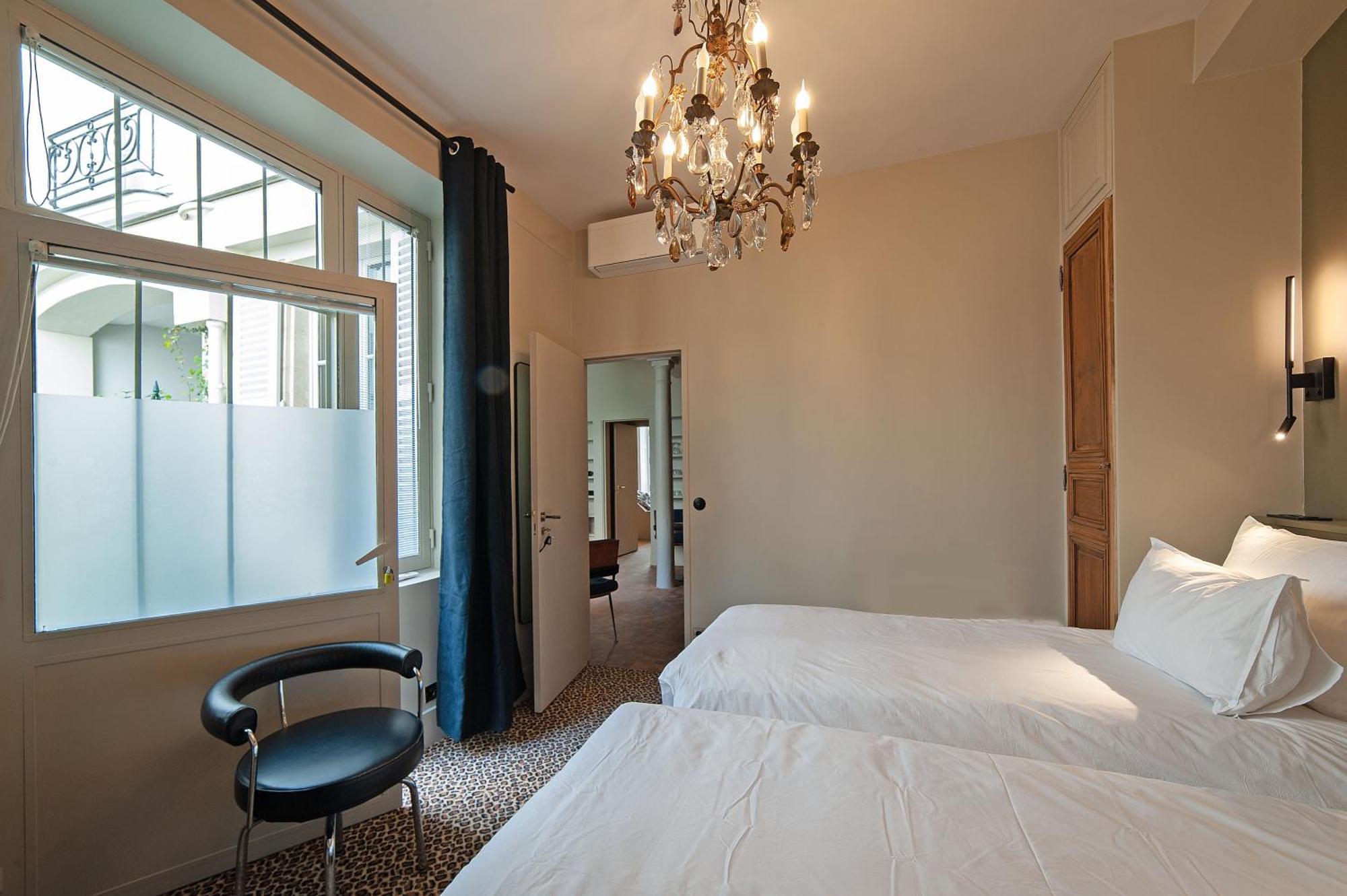 Pavillon Marais Hotel Paris Exterior photo